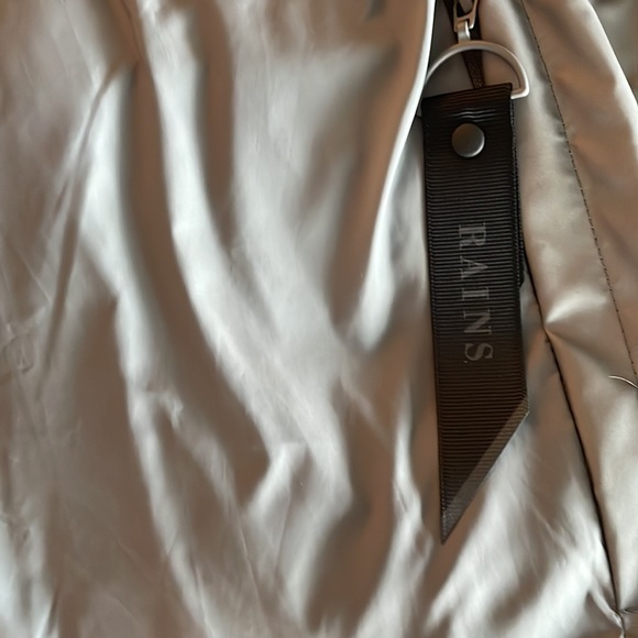 Rains Long Water-Resistant Thermal Puffer - Picture 14 of 17